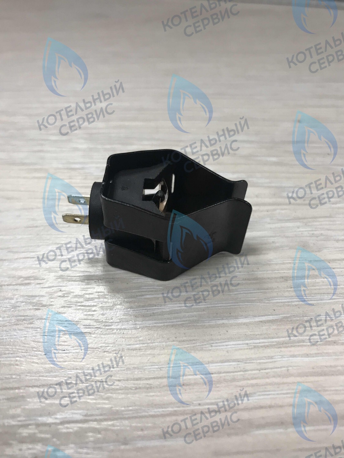 398064570 Датчик температуры ГВС, шт FERROLI (46360340) в Екатеринбурге	