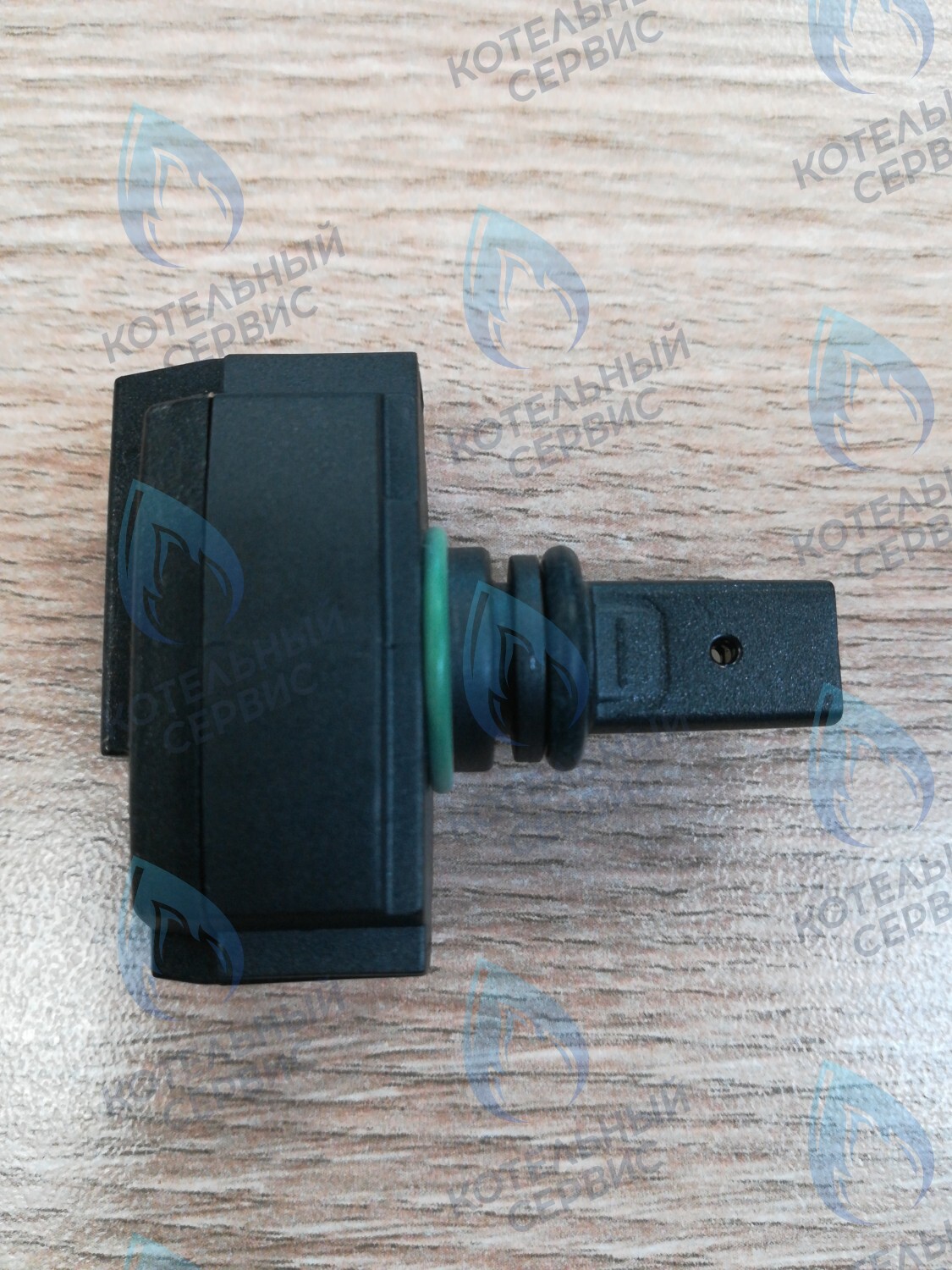 7828749 Датчик протока и температуры Viessmann Vitopend 100 в Екатеринбурге	