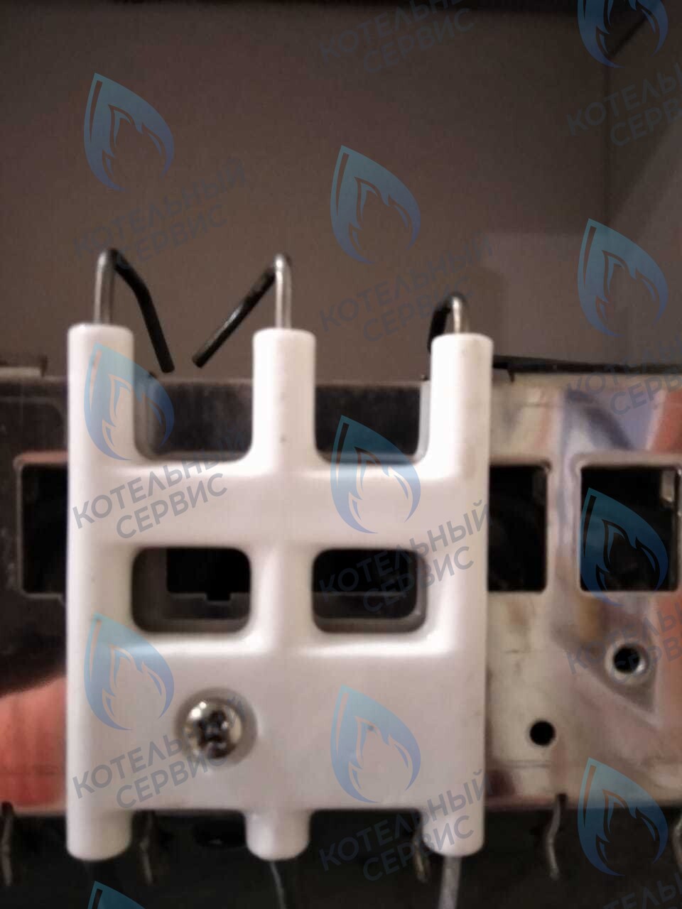 DA01000031 Электрод розжига (DA01000031) ELECTROLUX в Екатеринбурге	