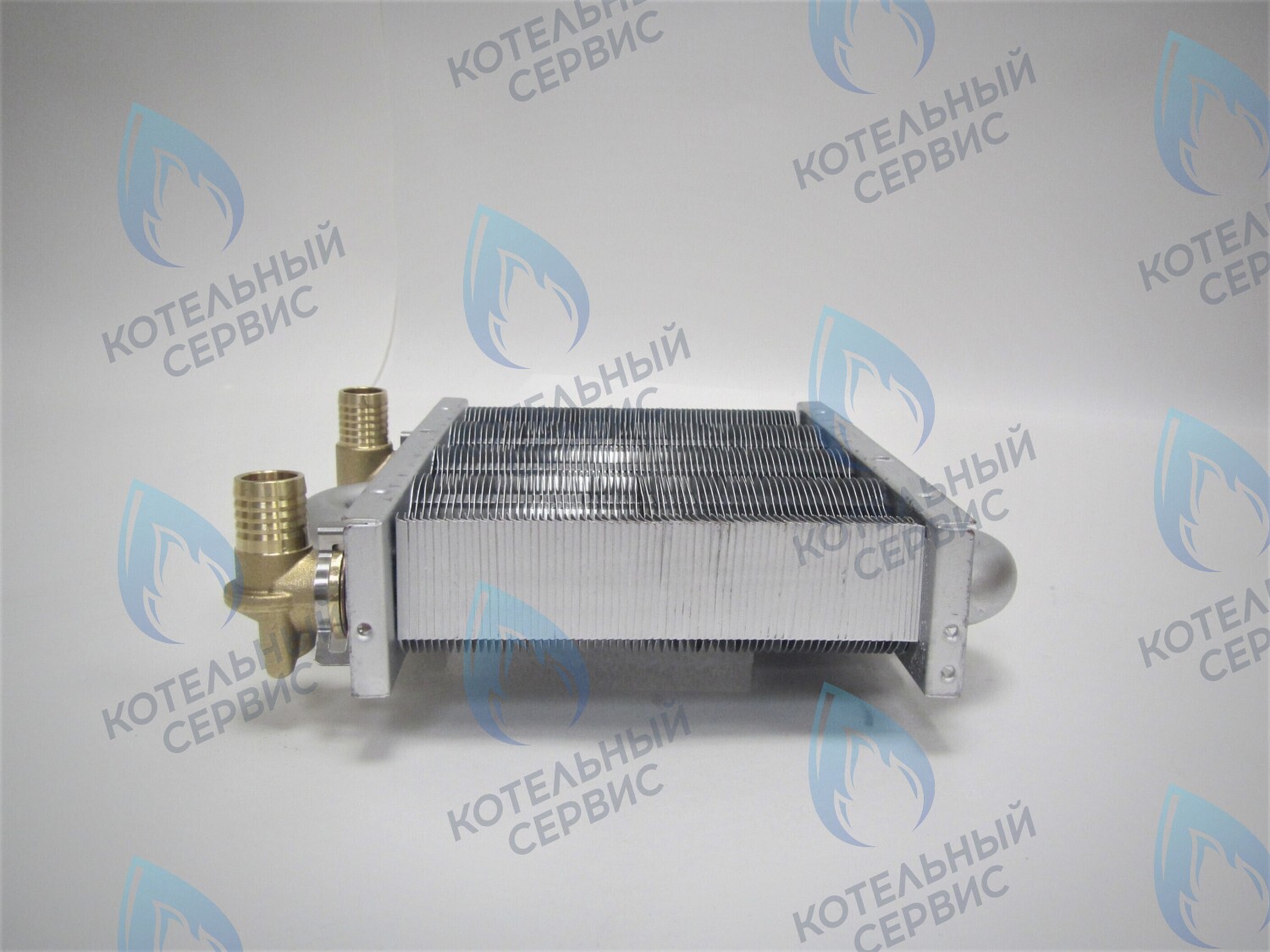 EM021-142-Фитинг-Комп Теплообменник первичный основной (с фитингами) 142мм 67 FIN (100 HSG/ICH/MSC) DAEWOO в Екатеринбурге	