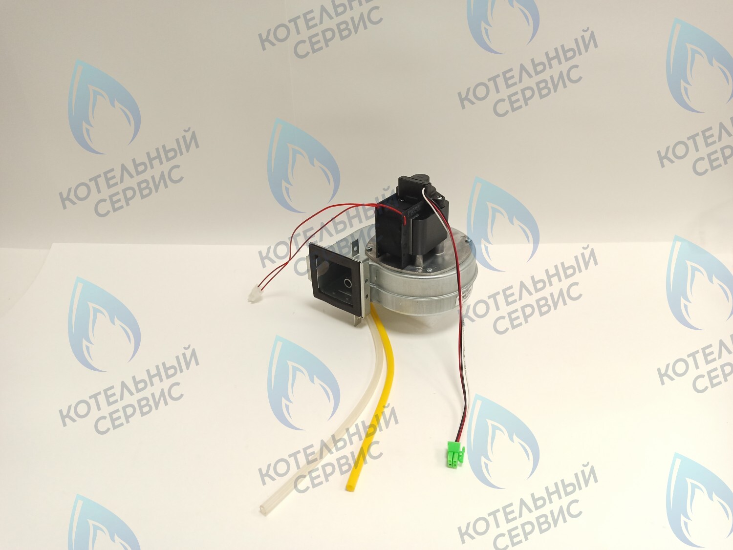 30012680A Вентилятор Navien Deluxe 13-24K (Ace 13-35К) в Екатеринбурге	