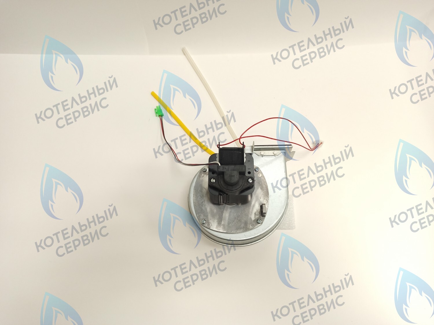 30012680A Вентилятор Navien Deluxe 13-24K (Ace 13-35К) в Екатеринбурге	