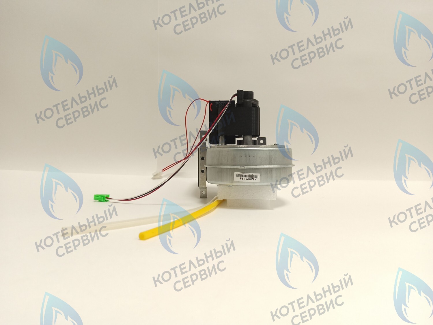 30012680A Вентилятор Navien Deluxe 13-24K (Ace 13-35К) в Екатеринбурге	