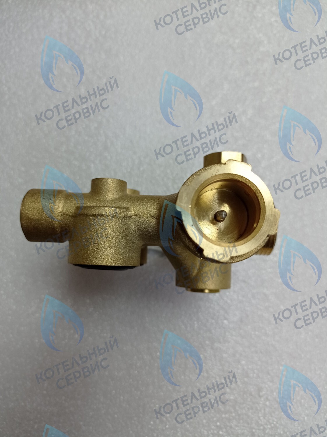 03-4019-02_Новый Клапан трехходовой (новый, шток 81,5мм) GAZECO 18 C2/T2, 24 C2/T2 Исполнение 2 (123) (после 07.14 г. до 05.16 г) в Екатеринбурге	