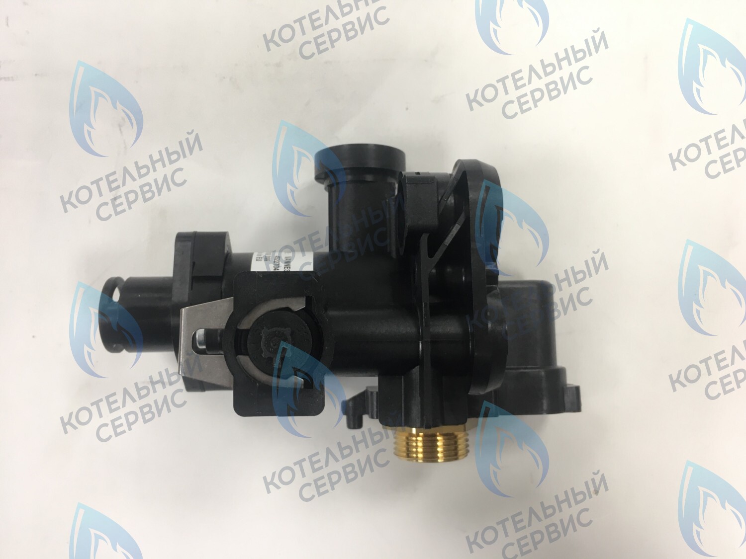 39842111 Трехходовой клапан KIT VALV.3VIE 230V (36902940), шт FERROLI в Екатеринбурге	