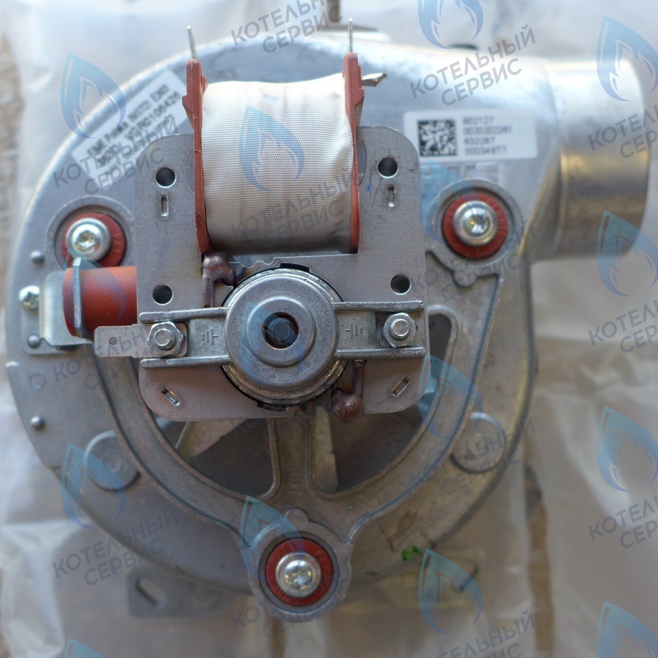 0020253005 Вентилятор дымоудаления настенных газовых котлов VAILLANT turboFIT VUW 242/5-2 VU,  VUW в Екатеринбурге	