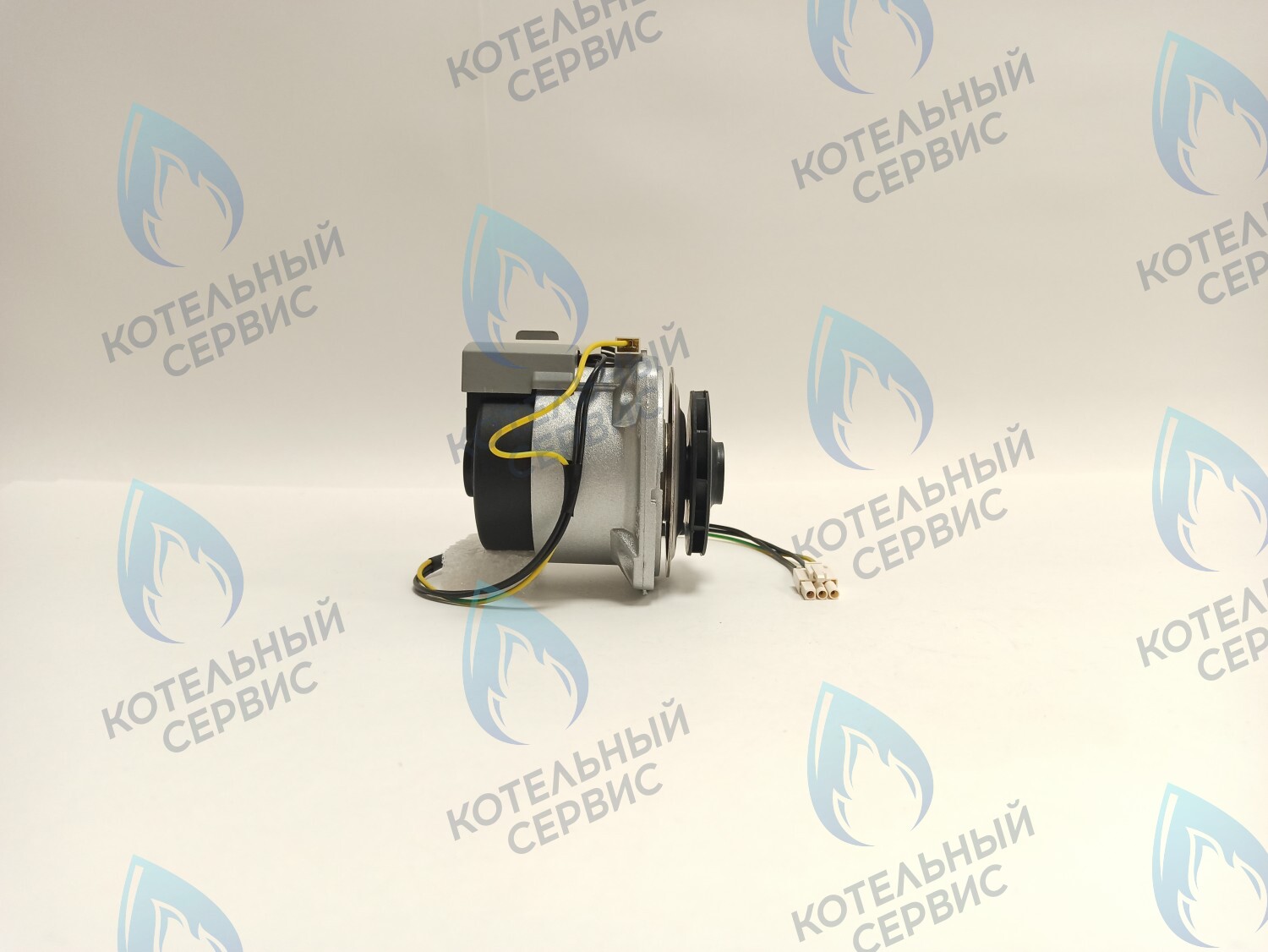 PH-W21CW50-WA82-Комп Двигатель насоса (черный пластик) (без улитки, с терминалом) (12/5, 15/5) аналог WILO 82w INTMSL15/5 HE-1 (21мм по часовой) в Екатеринбурге	