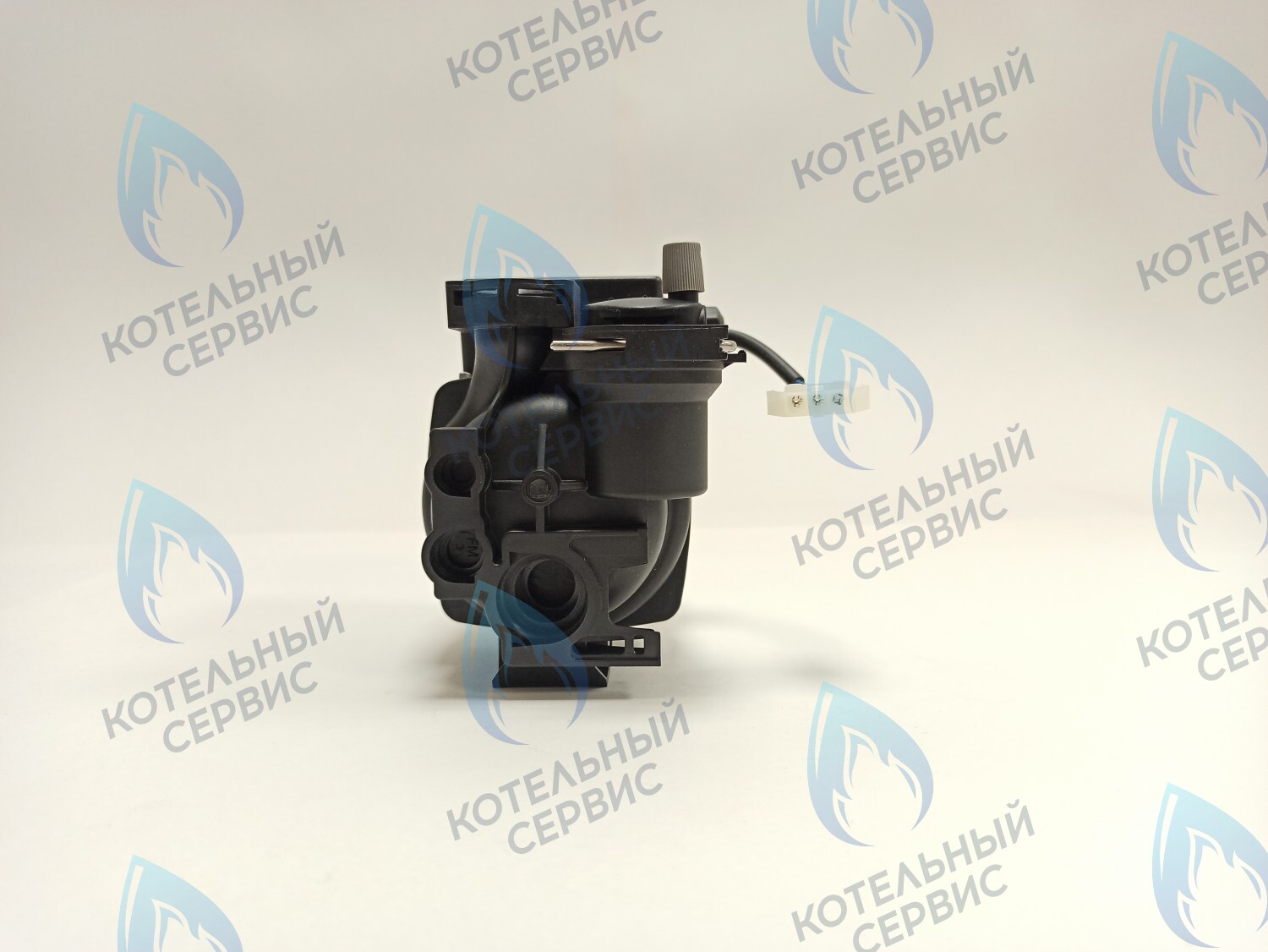 AA01000043 Насос с автоматическим воздухоотводчиком (AA01000043) ROYAL THERMO в Екатеринбурге	