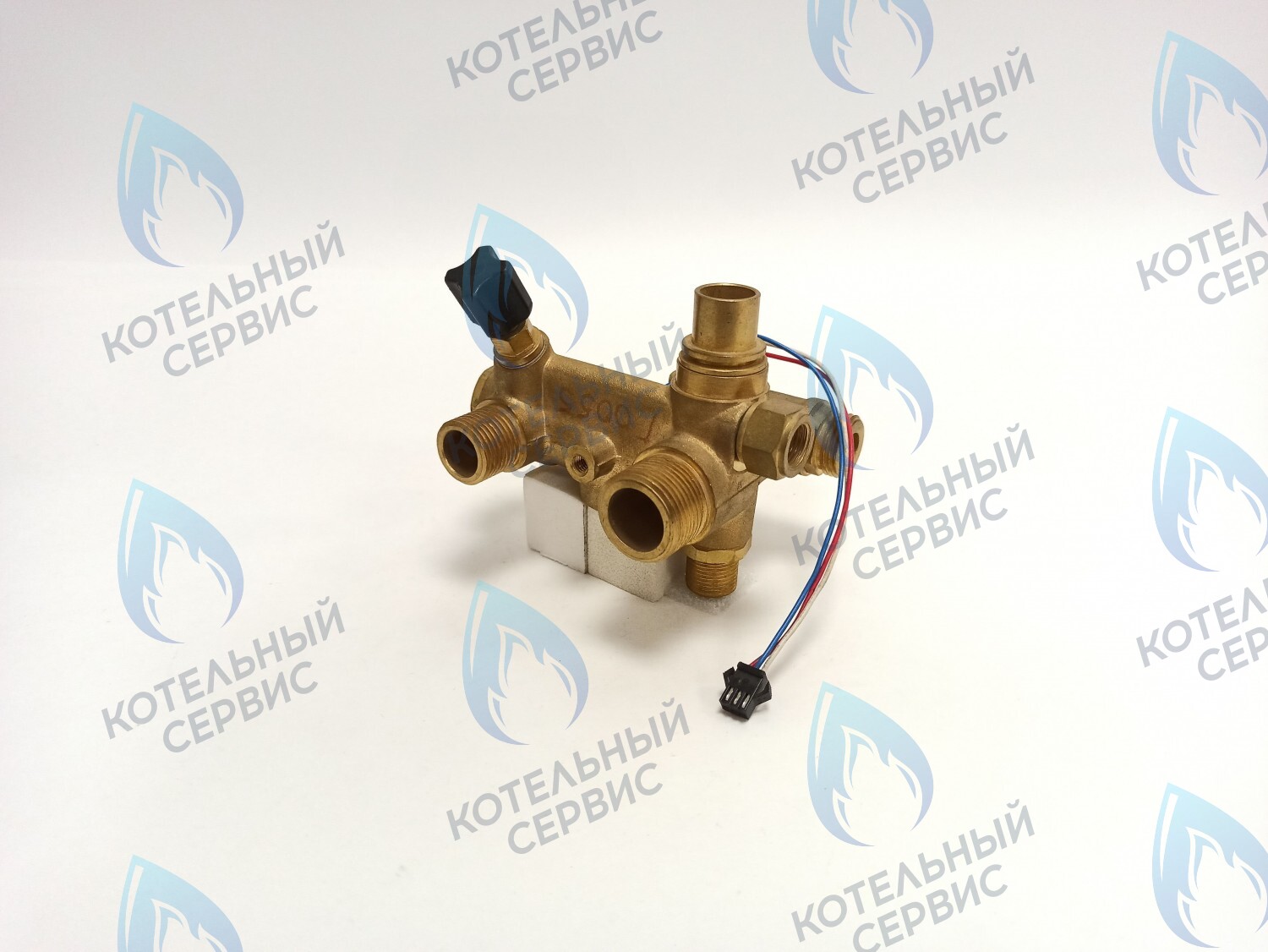 CB11030055 Трехходовой клапан Гидравлический блок выходной 32 кВт (CB11030055) ELECTROLUX в Екатеринбурге	