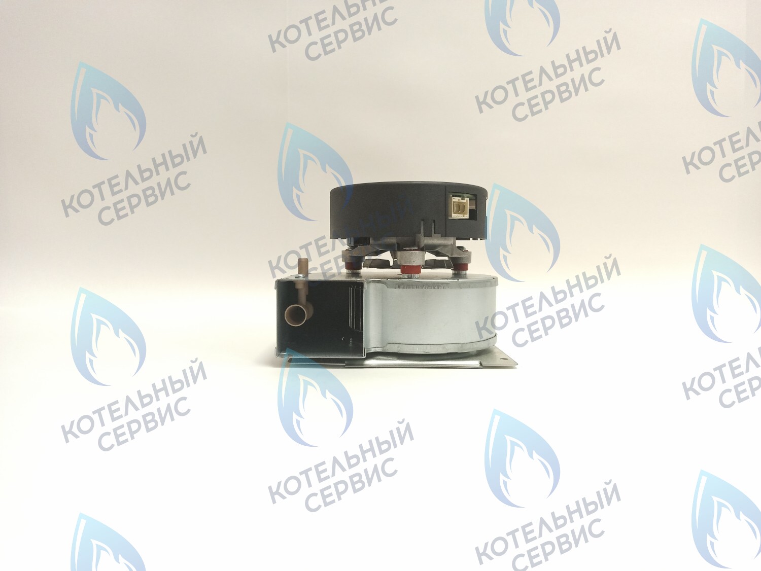 AF028-66W-BP-S Вентилятор VAILLANT turboTEC 36kW 190262 (в комплекте с монтажной пластиной) в Екатеринбурге	