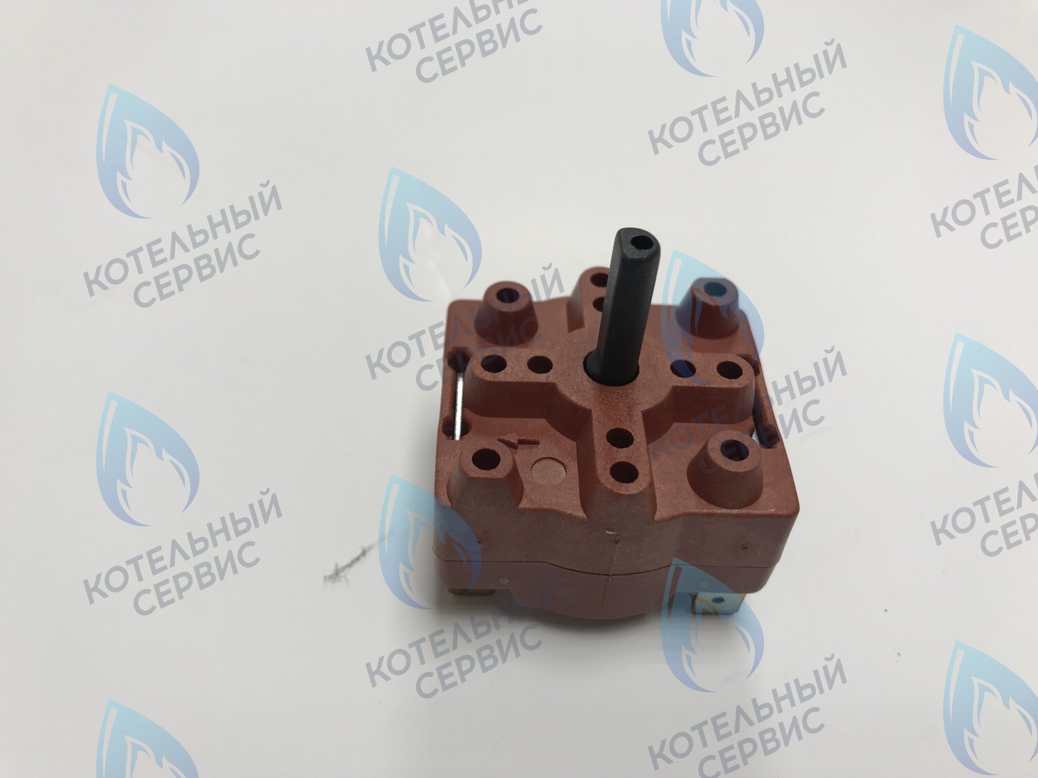 39813590 Переключатель, шт FERROLI в Екатеринбурге	